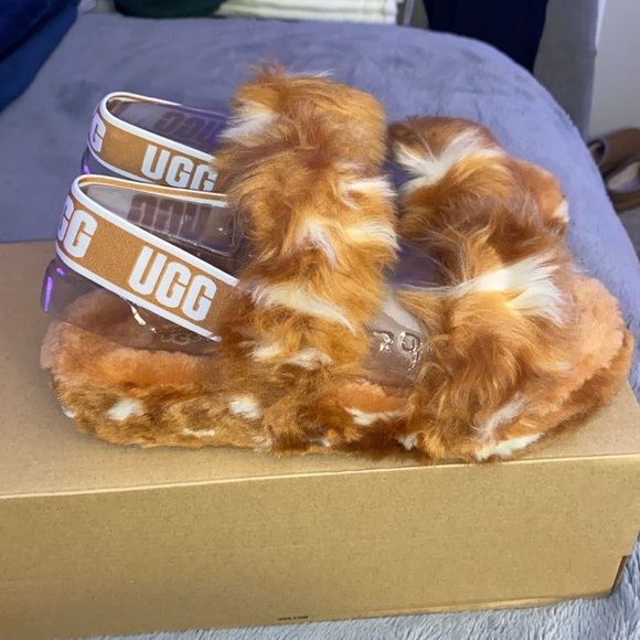 UGG Shoes - NIB UGG oh yeah “limited edition spots” natural